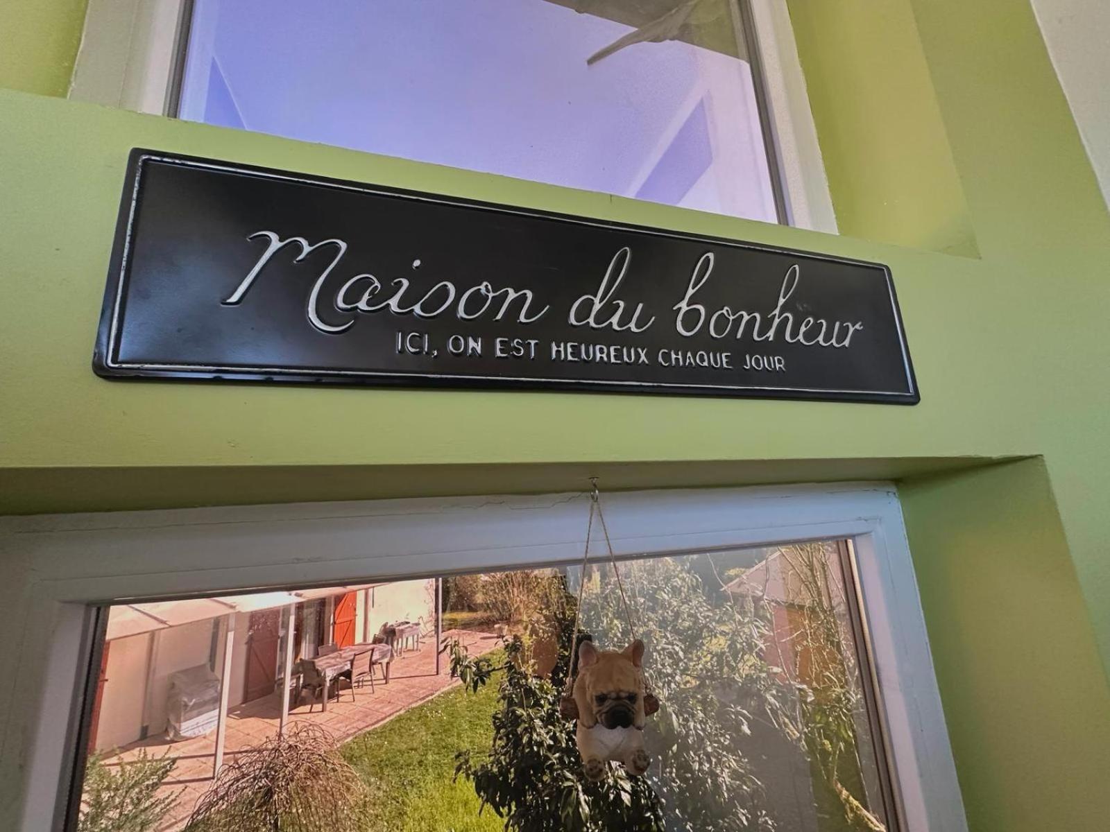 Maison Du Bonheur Montigny-les-Metz Bagian luar foto